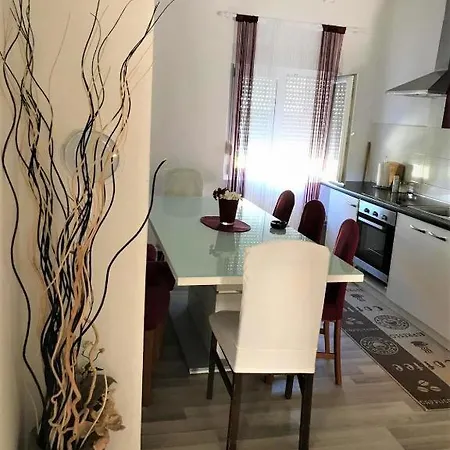 Guest house Benic 2 *